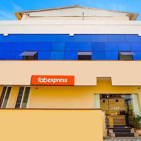 Fabexpress Uv Residency - 700M From Coimbatore International Airport Irugur Luaran gambar